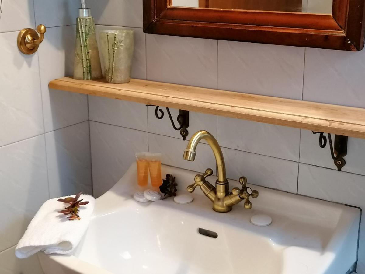 Ξενώνας Το Πατρικό Karya Esterno foto